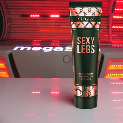 Onyx Sexy Legs Bräunungslotion auf Sonnenbank mit rotem Licht, perfekt für intensive Bräune an schwer erreichbaren Stellen wie Waden und Oberschenkeln
